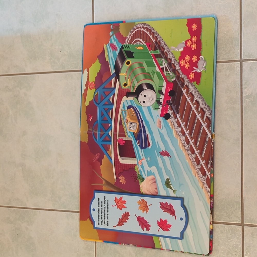 ⭐️ 5/ $25 Thomas and Friends look and find book - Picture 7 of 12